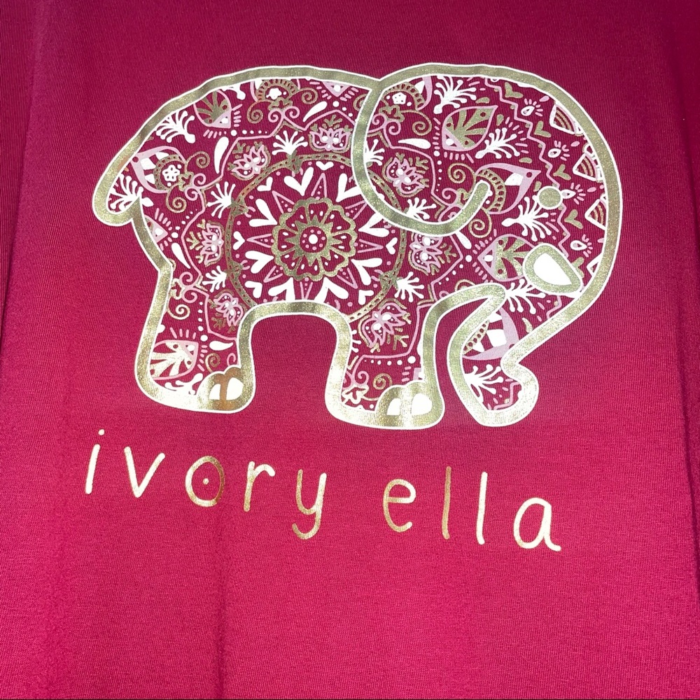 NWOT Ivory Ella Elephant Maroon XXL